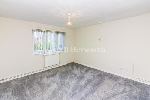 2 bedroom flat for sale, Glenview Court, Preston PR2