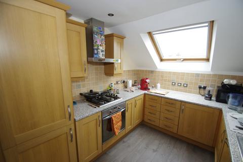 1 bedroom flat to rent, Burberry Court, 190 Harwoods Road, WATFORD, WD18