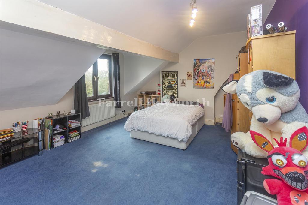 Bedroom 4 view 3