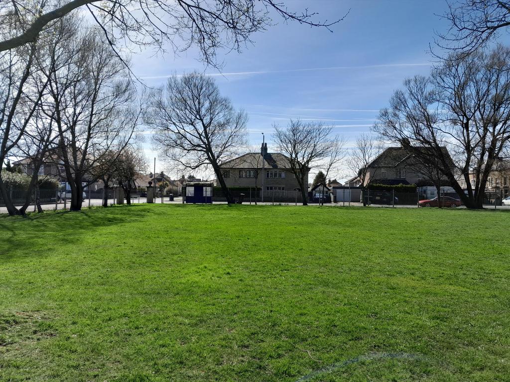 Regent Park Green