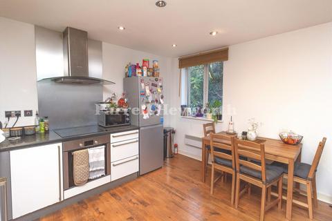 2 bedroom flat for sale, Damside Street, Lancaster LA1