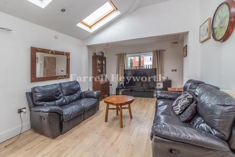 49 Aldwych Drive, Ashton On Ribble, Preston, PR2 1SL