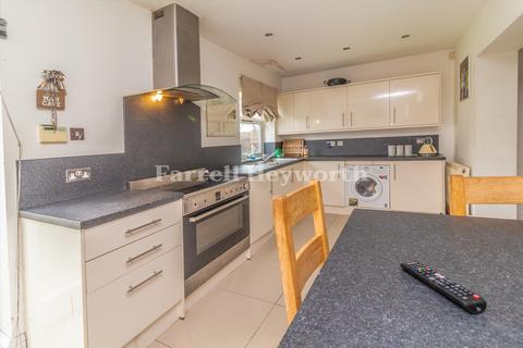 49 Aldwych Drive, Ashton On Ribble, Preston, PR2 1SL