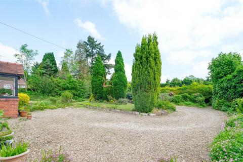 3 bedroom detached house for sale, Alcester Road, Finstall, Bromsgrove, B60 1EW