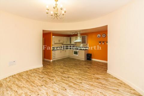 3 bedroom flat for sale, Ladybank Avenue, Preston PR2