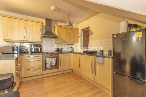 2 bedroom flat for sale, Abernethy Street, Bolton BL6