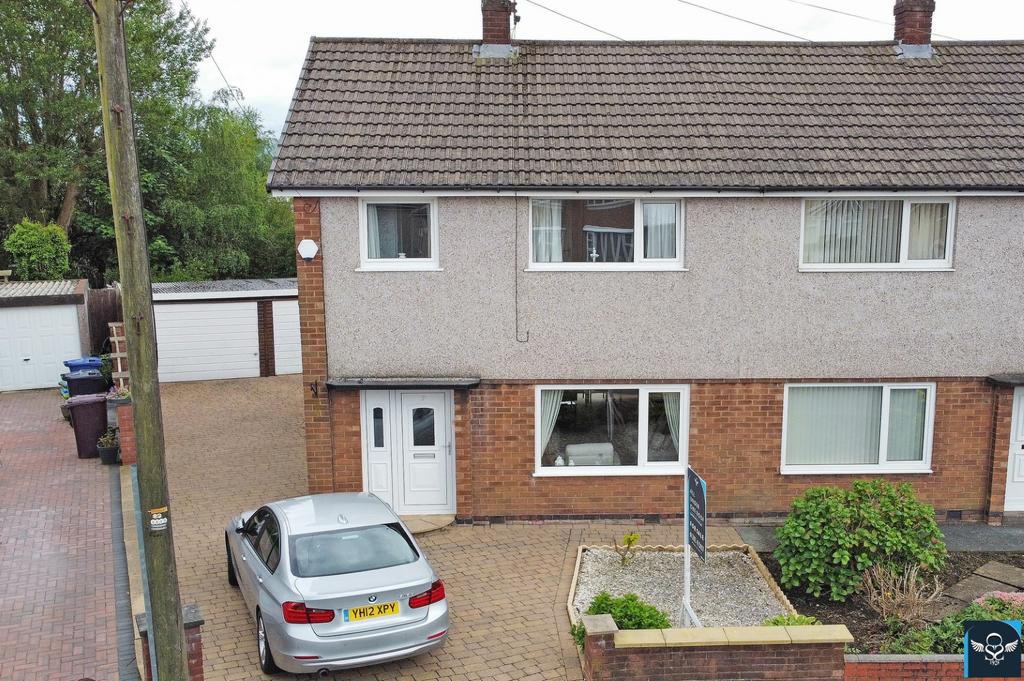 Torquay Avenue, Burnley 3 bed semidetached house for sale £200,000