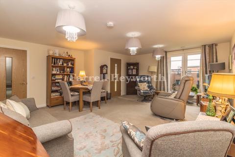 2 bedroom flat for sale, Leyland PR25