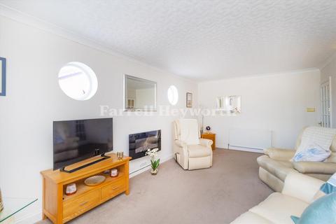2 bedroom bungalow for sale, The Glade, Morecambe LA4