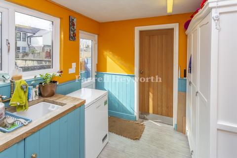 39 Brunswick Road, Heysham, Morecambe, LA3 1RU