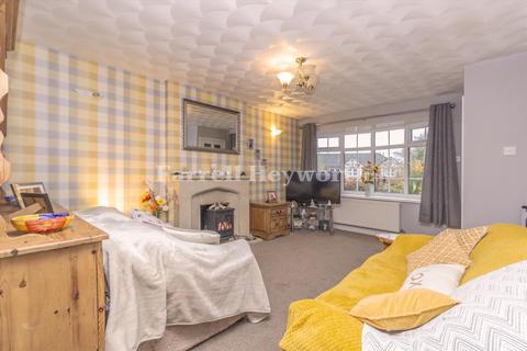3 Chiltern Close, Horwich, Bolton, BL6 7NN