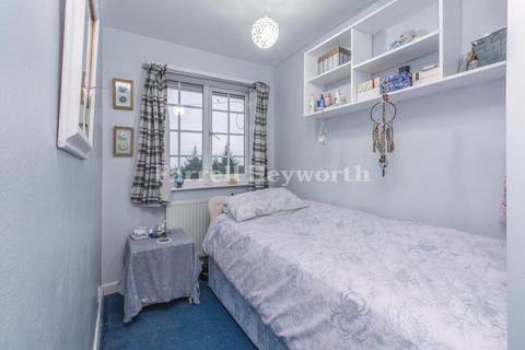3 Chiltern Close, Horwich, Bolton, BL6 7NN
