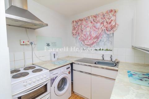 1 bedroom flat for sale, Lancambe Court, Lancaster LA1