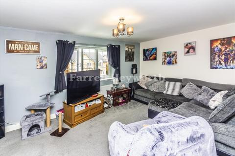 2 bedroom flat for sale, The Sidings, Preston PR3