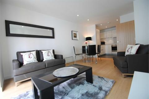 1 bedroom apartment to rent, Waterhouse Apartments, Saffron Central Square, Croydon, CR0