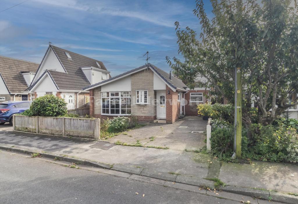 Hambleton, Poulton Le Fylde FY6 2 bed bungalow for sale £180,000