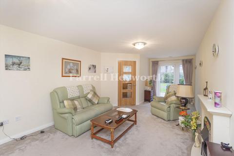 2 bedroom flat for sale, 152 Lancaster Road, Carnforth LA5