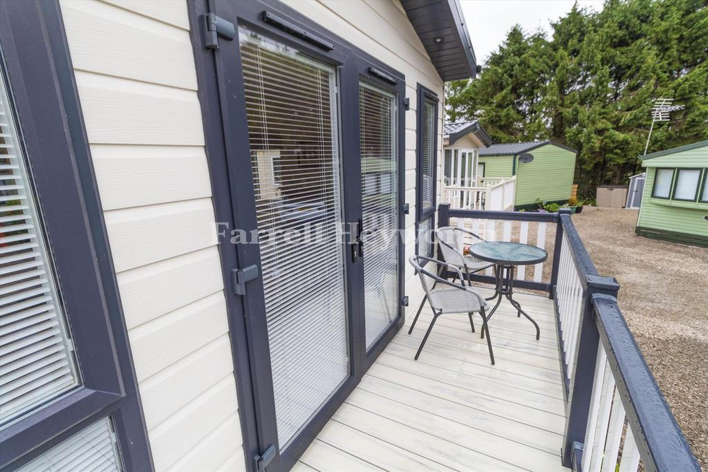 Lounge Balcony