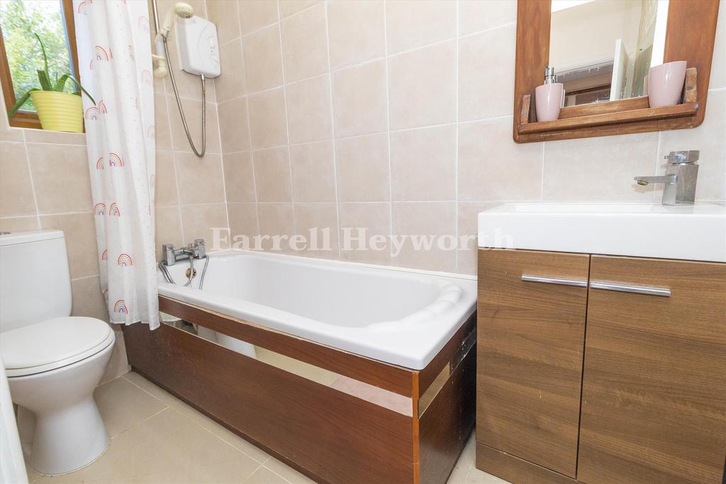 Bedroom 2 En Suite