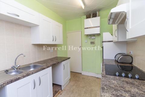 47 Knowle Avenue, Blackpool, FY2 9UD