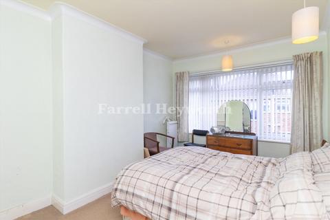 47 Knowle Avenue, Blackpool, FY2 9UD
