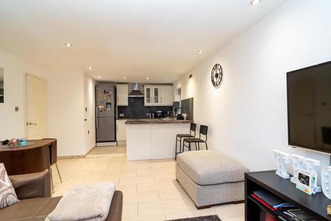 1 bedroom apartment for sale, Swynford Gardens, London, NW4