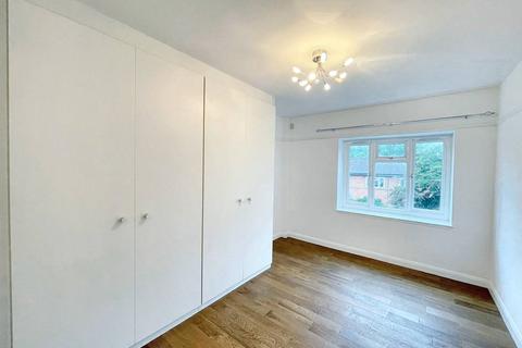 2 bedroom flat to rent, North End Road, Wembley HA9