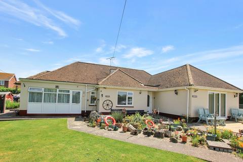 4 bedroom detached bungalow for sale, St. Marys Road, New Romney TN28