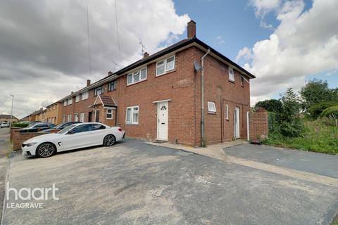 3 bedroom end of terrace house for sale, Tythe Road, Luton