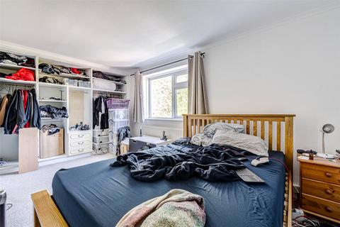 2 bedroom flat for sale, College Gardens, Worthing, BN11