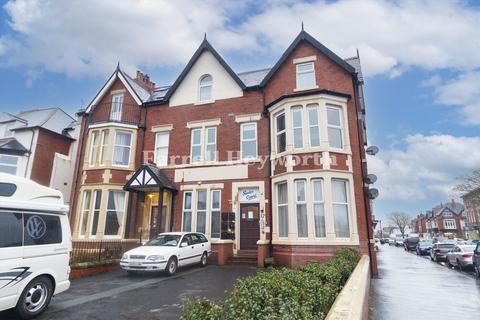 Fairhaven Road, Lytham St. Annes FY8