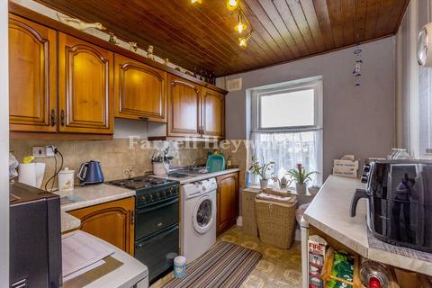 2 bedroom flat for sale, Sandylands Promenade, Morecambe LA3