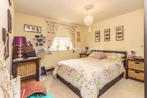 2 bedroom flat for sale, Cornwall Avenue, Chorley PR7