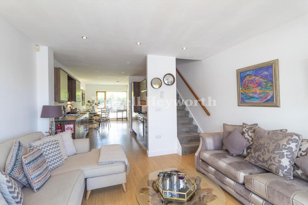 Open Plan Living 6