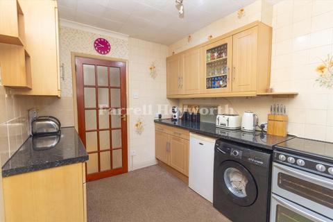 12 Ambleside Road, Lancaster, LA1 3HY