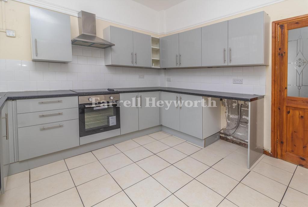 Kitchen image 2