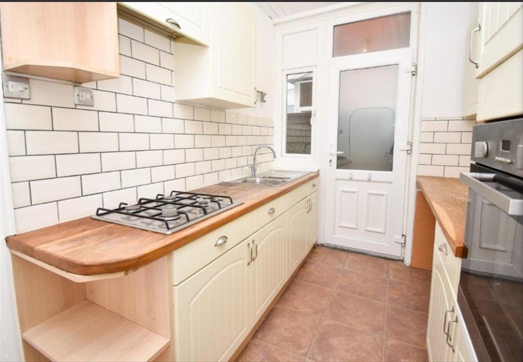 Kitchen1