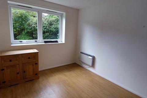 1 bedroom flat to rent, Trinity Close, London E11