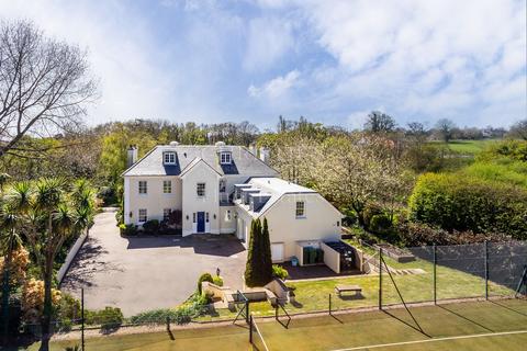 4 bedroom detached house for sale, La Rue Du Rue, St. Martin, Jersey. JE3 6HQ