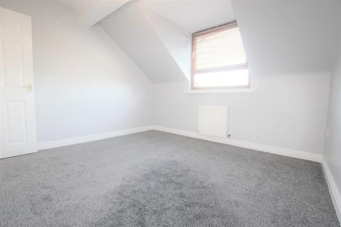 2 bedroom flat to rent, St Marys Road, Huyton L36
