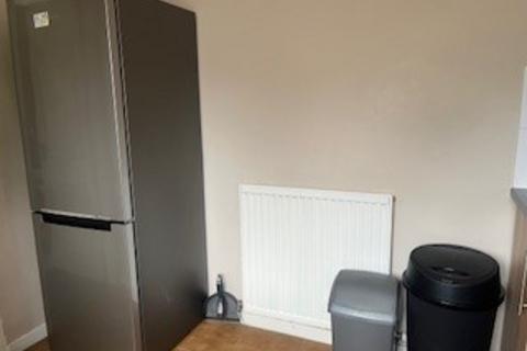 2 bedroom flat to rent, Raeden Crescent, Aberdeen, AB15
