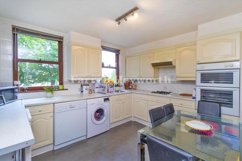 3 bedroom house for sale, Middle Street, Lancaster LA1