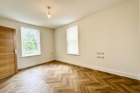 4 bedroom detached house to rent, Flint Lane, Bancroft Lane, Soham, Cambridgeshire, CB7