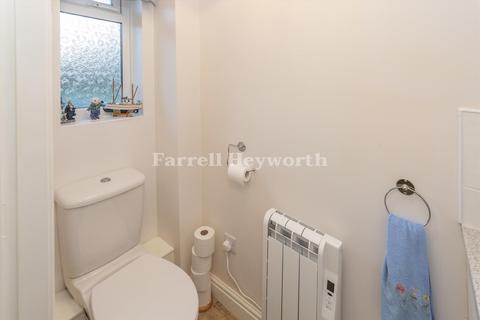 38 Dowie Close, Barrow-in-furness, LA13 0SZ