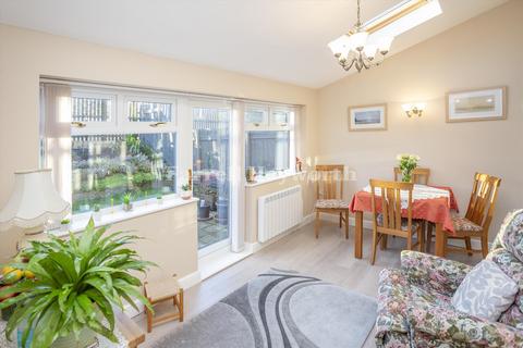 38 Dowie Close, Barrow-in-furness, LA13 0SZ