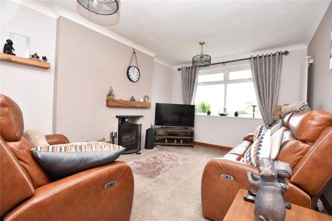 3 bedroom bungalow for sale, Redhill Avenue, Tingley, Wakefield, West Yorkshire