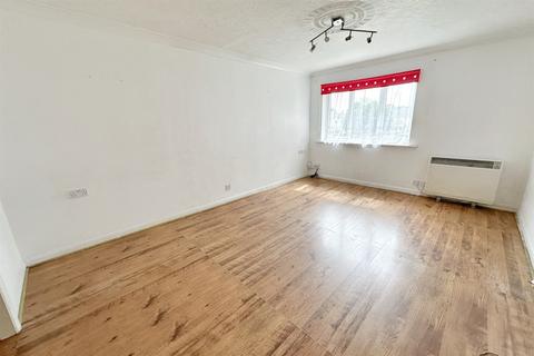 1 bedroom flat for sale, Springbourne