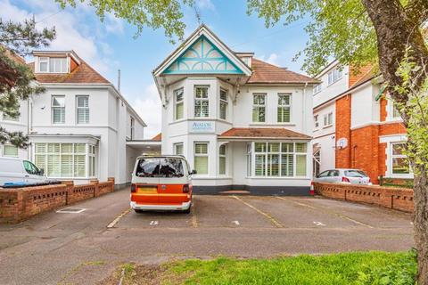 2 bedroom apartment for sale, Grand Avenue, Southbourne, Bournemouth