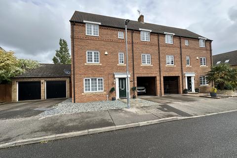 5 bedroom semi-detached house for sale, Longchamp Drive, Ely, Cambridgeshire