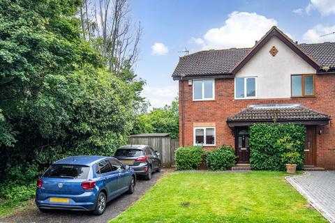3 bedroom semi-detached house to rent, Goldsmith Road, Worcester, Worcestershire, WR4